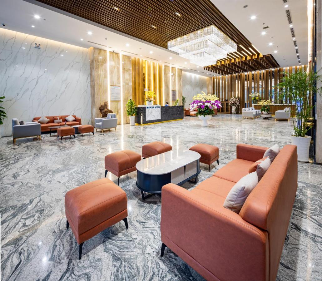 Miracle Luxury Nha Trang Hotel Exterior photo