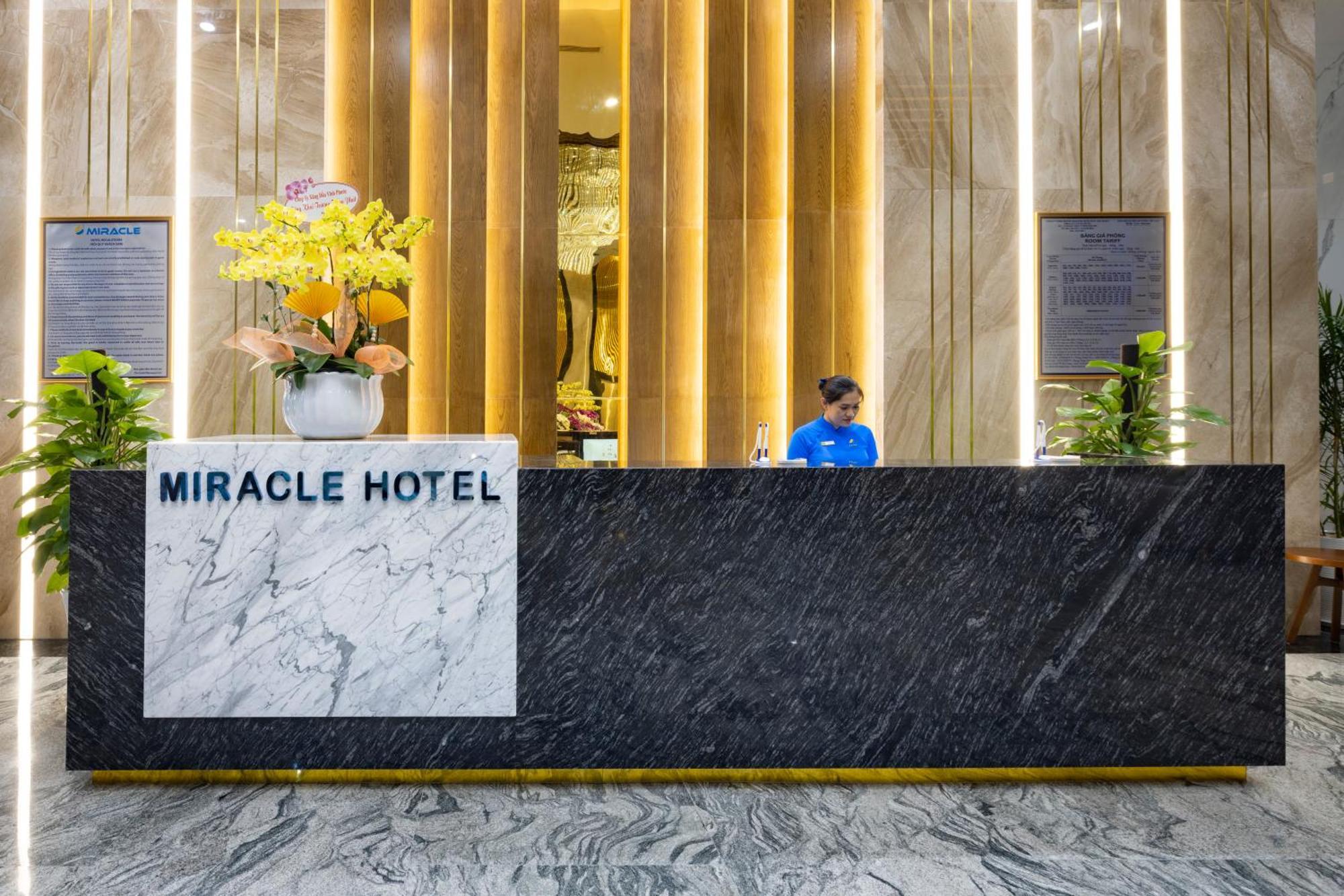 Miracle Luxury Nha Trang Hotel Exterior photo